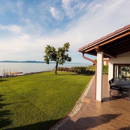 Balaton View Apartment Balatonboglár Exteriör bild