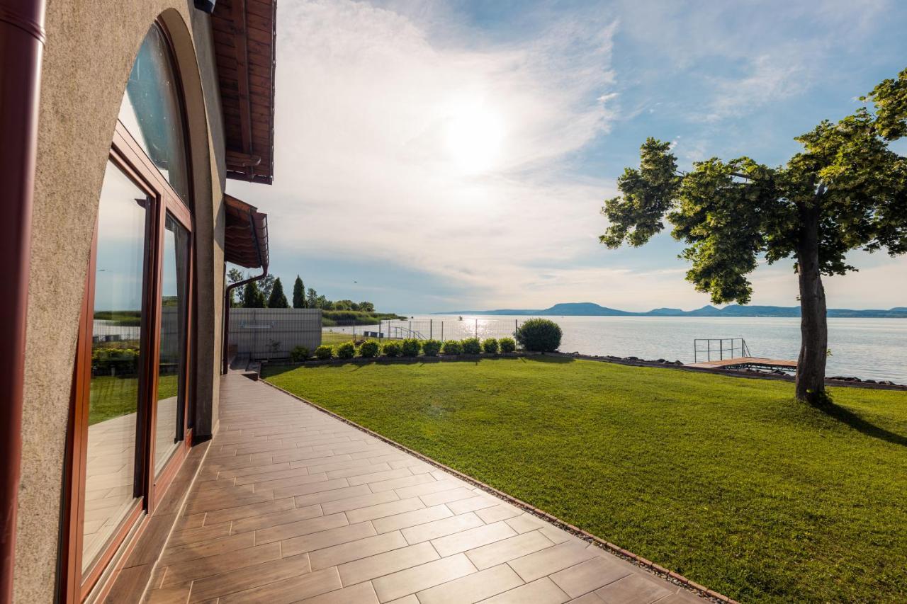 Balaton View Apartment Balatonboglár Exteriör bild